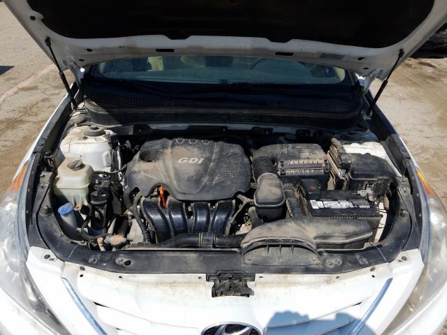 Photo 6 VIN: 5NPEB4AC9BH226012 - HYUNDAI SONATA 