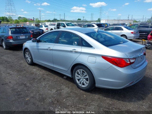 Photo 2 VIN: 5NPEB4AC9BH233445 - HYUNDAI SONATA 