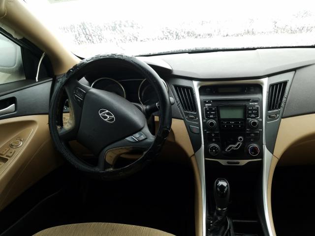 Photo 8 VIN: 5NPEB4AC9BH241061 - HYUNDAI SONATA GLS 