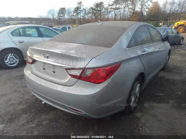 Photo 3 VIN: 5NPEB4AC9BH245644 - HYUNDAI SONATA 