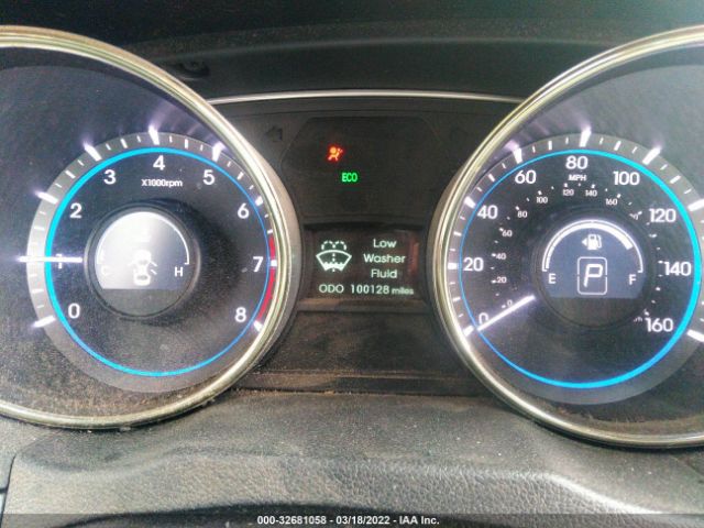 Photo 6 VIN: 5NPEB4AC9BH282550 - HYUNDAI SONATA 