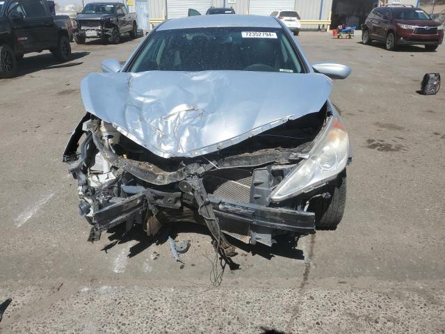 Photo 4 VIN: 5NPEB4AC9CH313877 - HYUNDAI SONATA GLS 