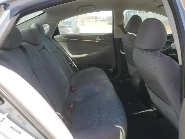 Photo 9 VIN: 5NPEB4AC9CH313877 - HYUNDAI SONATA GLS 