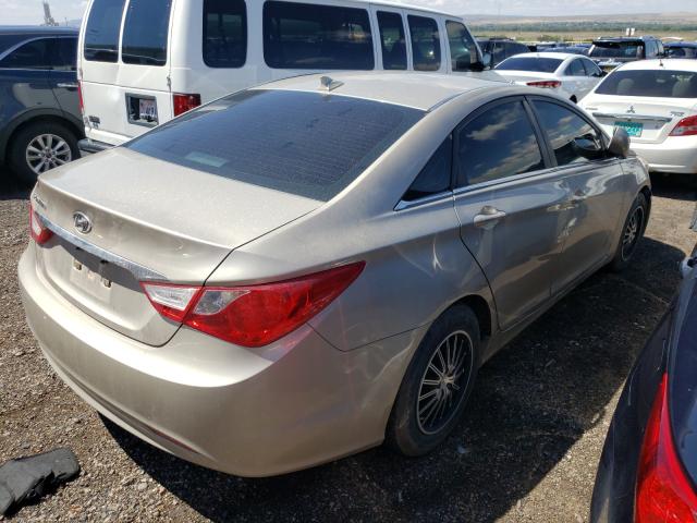 Photo 3 VIN: 5NPEB4AC9CH320327 - HYUNDAI SONATA GLS 