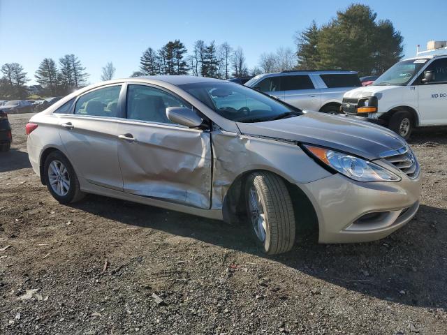 Photo 3 VIN: 5NPEB4AC9CH320490 - HYUNDAI SONATA 