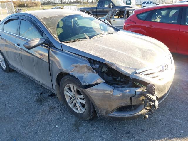 Photo 8 VIN: 5NPEB4AC9CH333868 - HYUNDAI SONATA GLS 