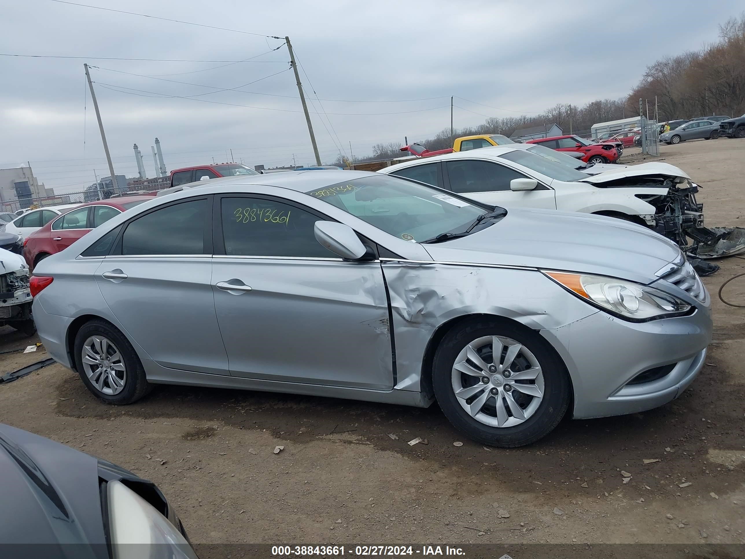 Photo 12 VIN: 5NPEB4AC9CH343204 - HYUNDAI SONATA 