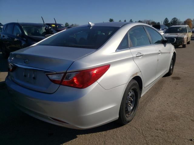 Photo 3 VIN: 5NPEB4AC9CH348144 - HYUNDAI SONATA GLS 