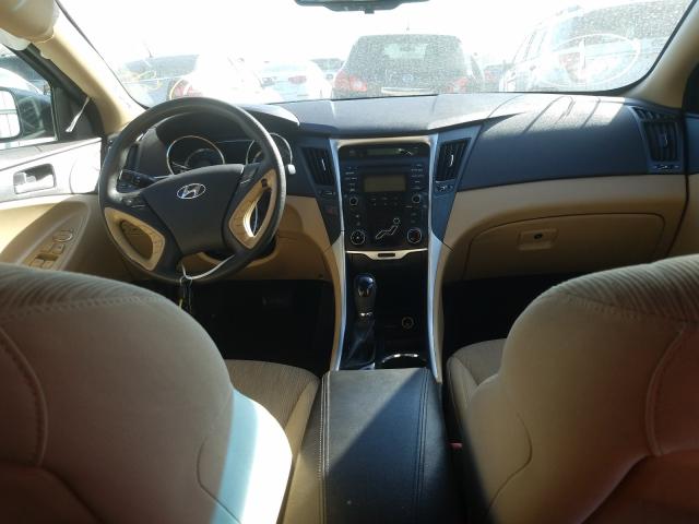 Photo 8 VIN: 5NPEB4AC9CH365087 - HYUNDAI SONATA GLS 