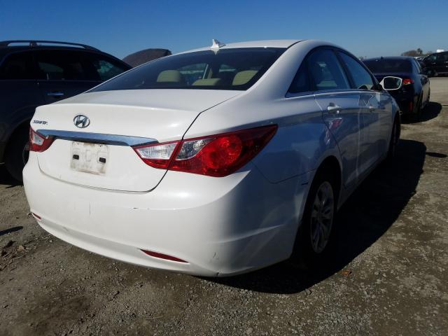 Photo 3 VIN: 5NPEB4AC9CH381550 - HYUNDAI SONATA GLS 