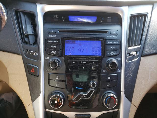 Photo 8 VIN: 5NPEB4AC9CH382973 - HYUNDAI SONATA GLS 