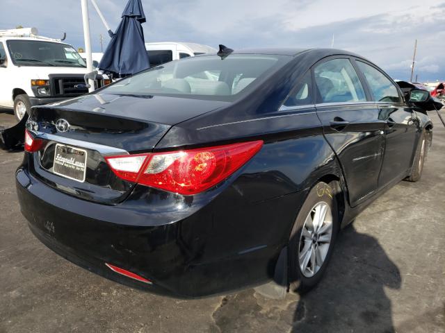 Photo 3 VIN: 5NPEB4AC9CH393083 - HYUNDAI SONATA GLS 