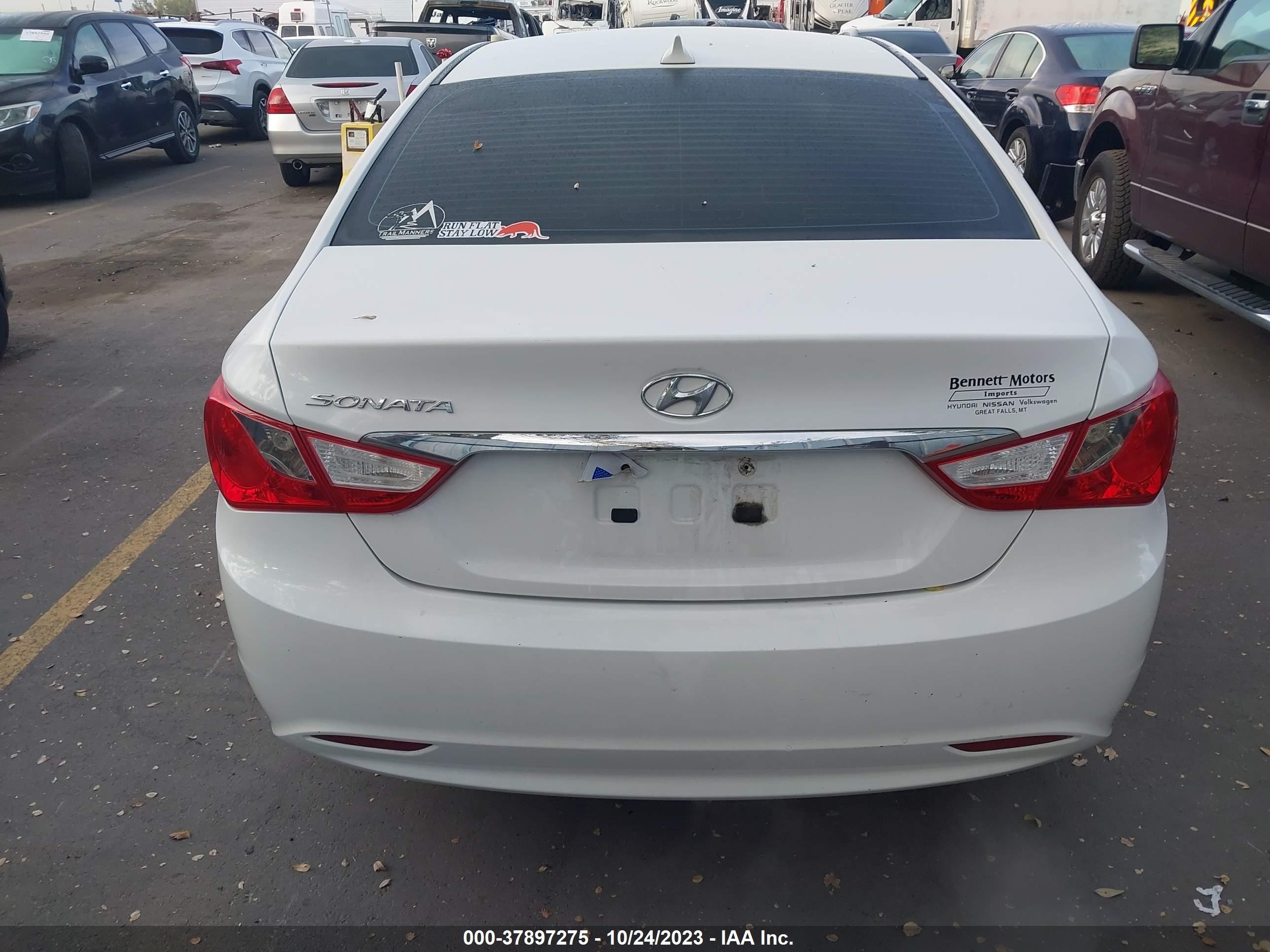 Photo 16 VIN: 5NPEB4AC9CH400047 - HYUNDAI SONATA 