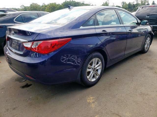 Photo 3 VIN: 5NPEB4AC9CH434618 - HYUNDAI SONATA GLS 