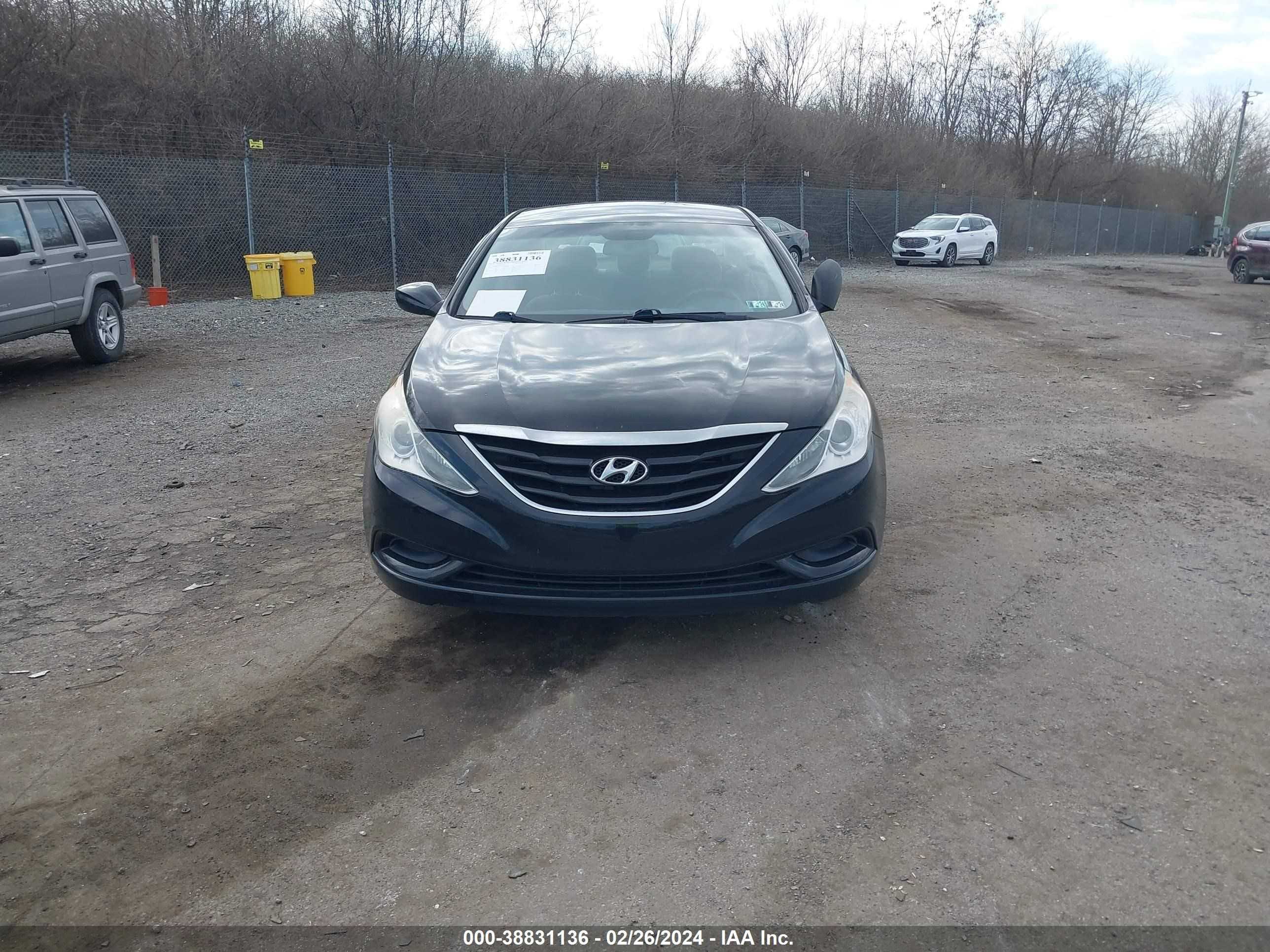 Photo 12 VIN: 5NPEB4AC9CH445473 - HYUNDAI SONATA 