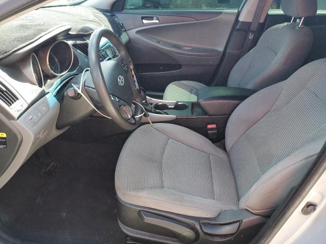 Photo 6 VIN: 5NPEB4AC9CH447613 - HYUNDAI SONATA GLS 