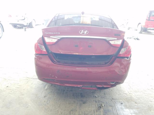 Photo 8 VIN: 5NPEB4AC9CH452164 - HYUNDAI SONATA GLS 