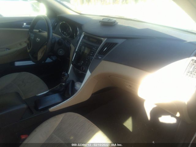 Photo 4 VIN: 5NPEB4AC9CH455873 - HYUNDAI SONATA 