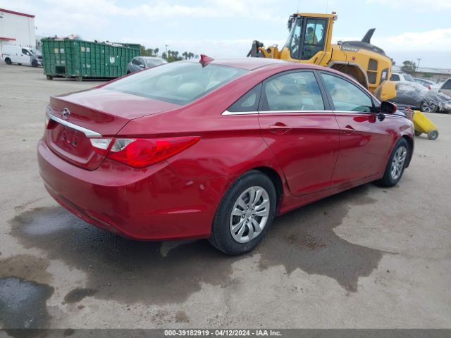 Photo 3 VIN: 5NPEB4AC9CH464508 - HYUNDAI SONATA 