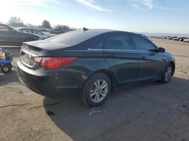 Photo 2 VIN: 5NPEB4AC9CH473743 - HYUNDAI SONATA GLS 