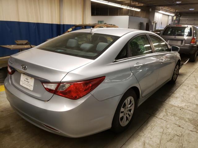 Photo 3 VIN: 5NPEB4AC9CH483124 - HYUNDAI SONATA GLS 