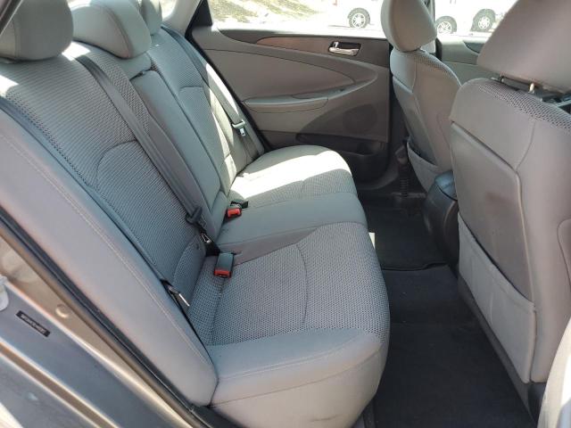 Photo 9 VIN: 5NPEB4AC9CH492812 - HYUNDAI SONATA GLS 