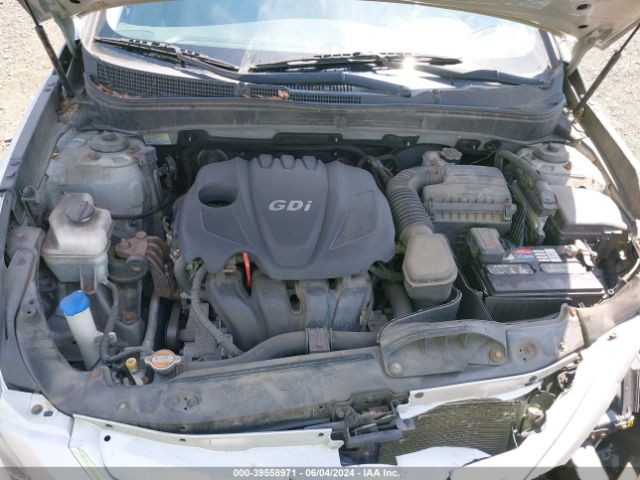 Photo 9 VIN: 5NPEB4AC9CH495919 - HYUNDAI SONATA 