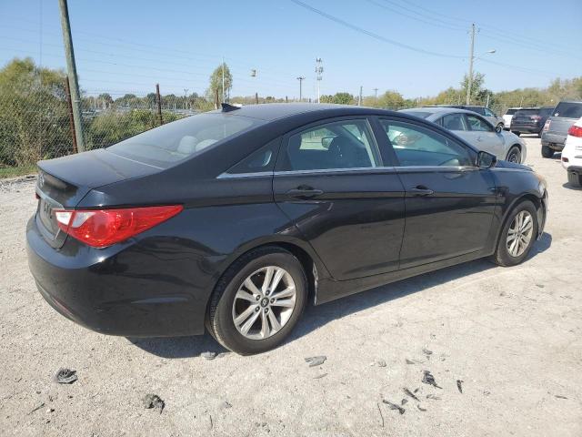 Photo 2 VIN: 5NPEB4AC9CH499808 - HYUNDAI SONATA GLS 