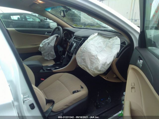 Photo 4 VIN: 5NPEB4AC9CH499906 - HYUNDAI SONATA 