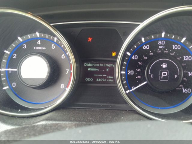 Photo 6 VIN: 5NPEB4AC9CH499906 - HYUNDAI SONATA 