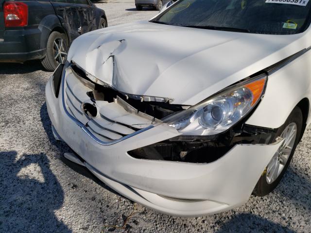 Photo 8 VIN: 5NPEB4AC9DH526703 - HYUNDAI SONATA GLS 