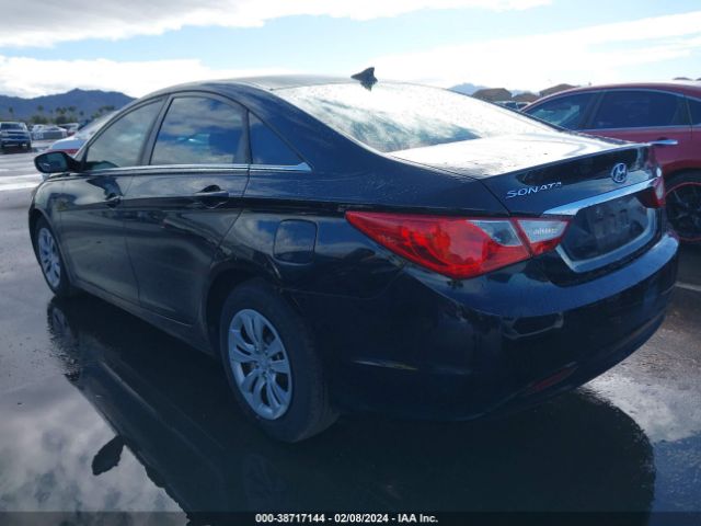 Photo 2 VIN: 5NPEB4AC9DH528743 - HYUNDAI SONATA 