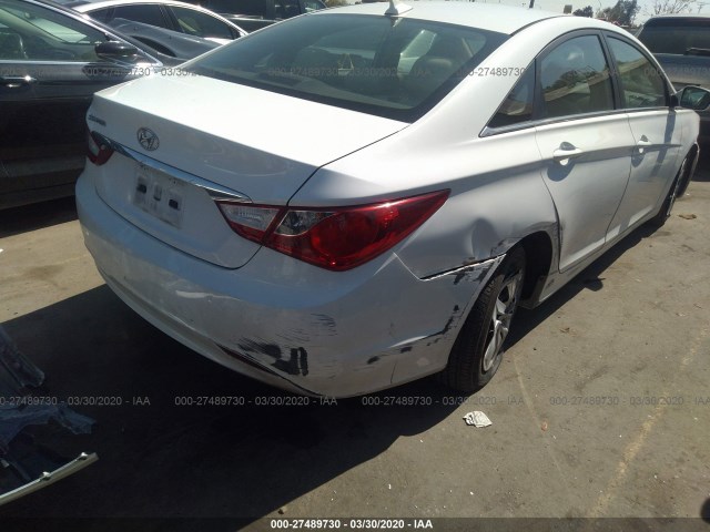 Photo 3 VIN: 5NPEB4AC9DH537989 - HYUNDAI SONATA 