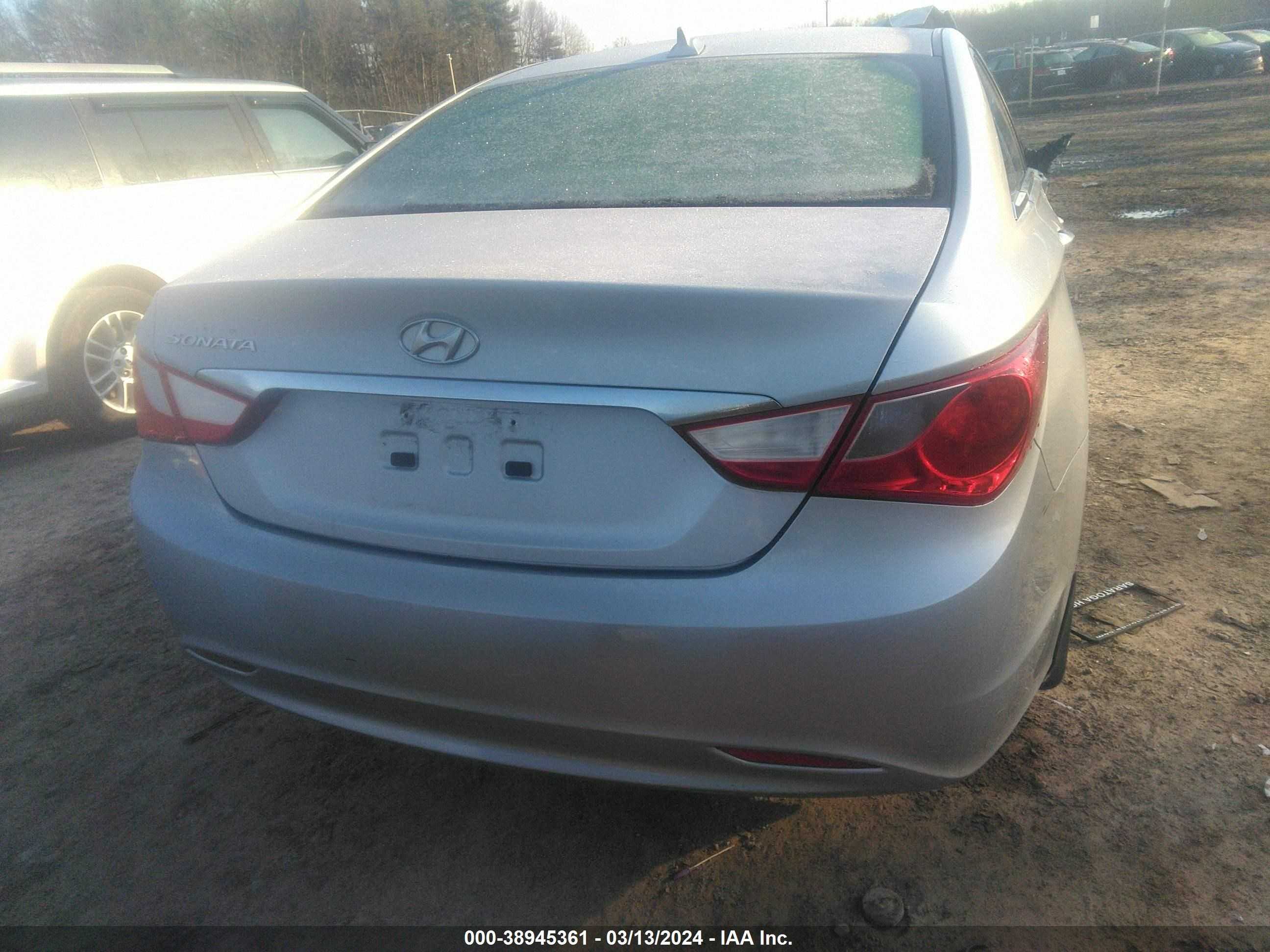 Photo 14 VIN: 5NPEB4AC9DH558146 - HYUNDAI SONATA 