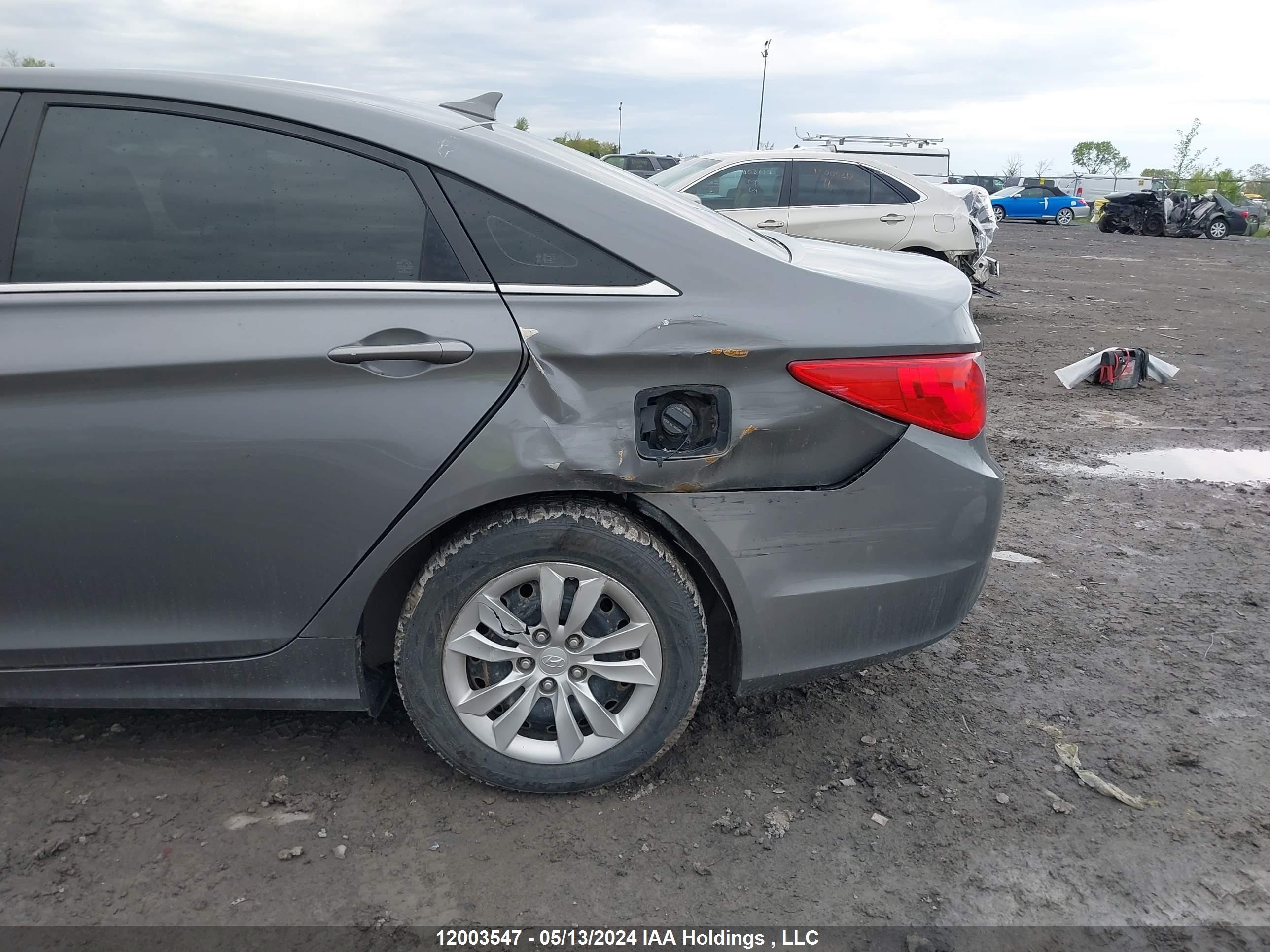 Photo 5 VIN: 5NPEB4AC9DH559023 - HYUNDAI SONATA 