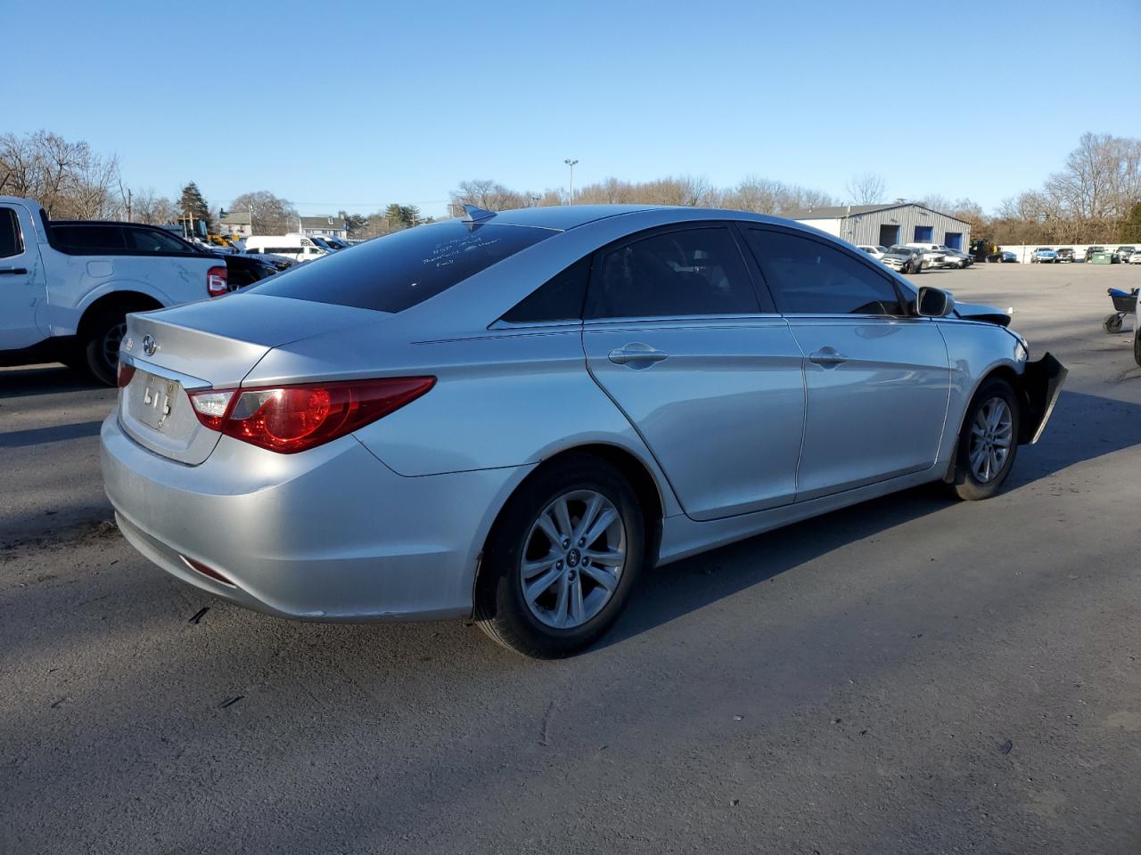 Photo 2 VIN: 5NPEB4AC9DH564951 - HYUNDAI SONATA 