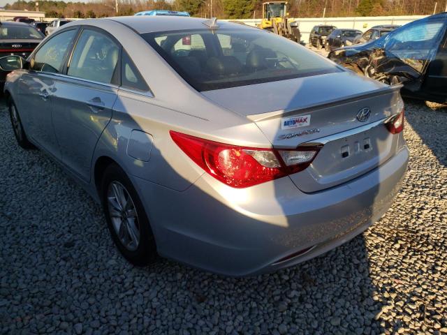 Photo 2 VIN: 5NPEB4AC9DH597481 - HYUNDAI SONATA GLS 