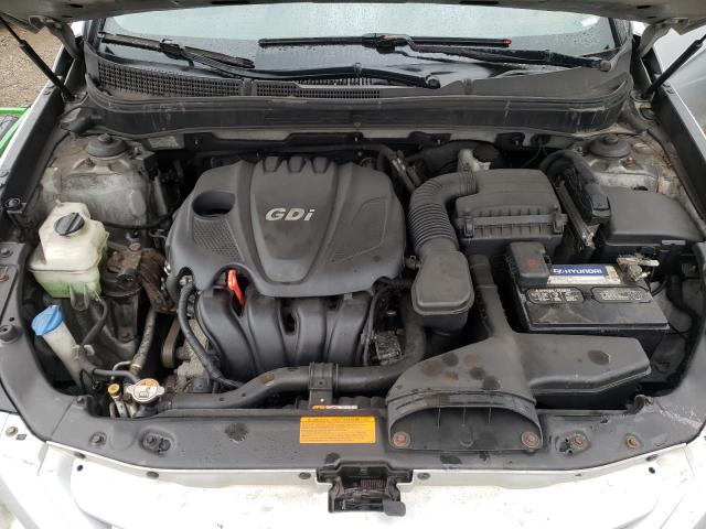 Photo 6 VIN: 5NPEB4AC9DH607832 - HYUNDAI SONATA GLS 