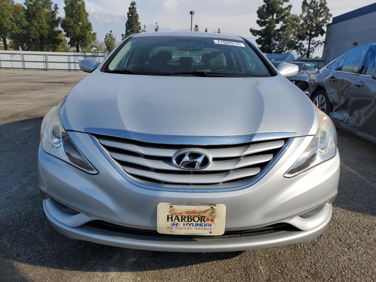 Photo 4 VIN: 5NPEB4AC9DH620144 - HYUNDAI SONATA 