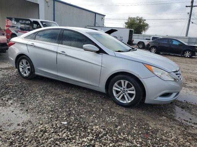 Photo 3 VIN: 5NPEB4AC9DH621908 - HYUNDAI SONATA GLS 