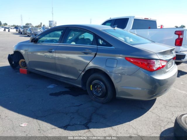 Photo 2 VIN: 5NPEB4AC9DH623822 - HYUNDAI SONATA 