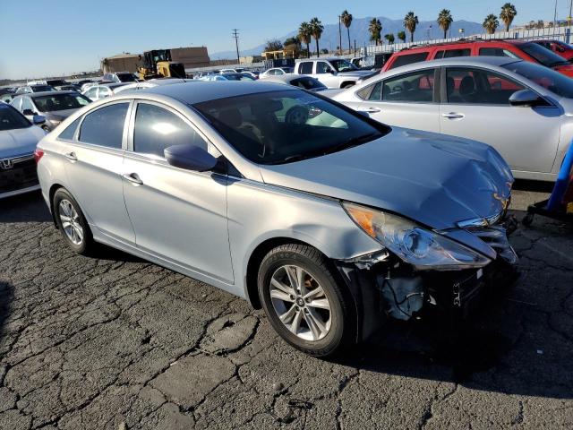 Photo 3 VIN: 5NPEB4AC9DH624565 - HYUNDAI SONATA GLS 