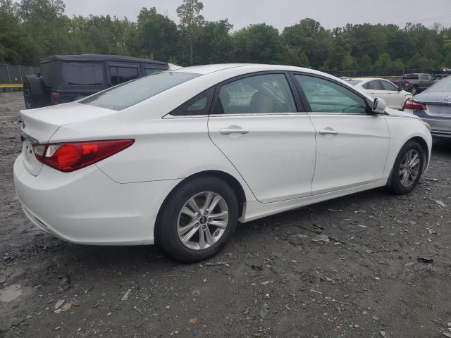 Photo 2 VIN: 5NPEB4AC9DH629507 - HYUNDAI SONATA GLS 