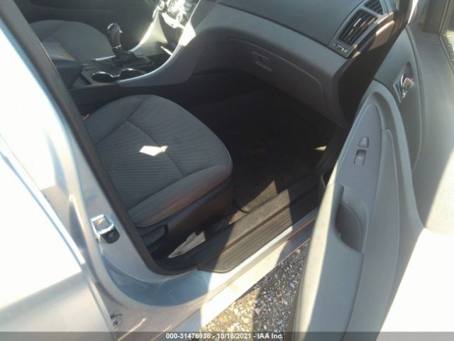 Photo 4 VIN: 5NPEB4AC9DH630642 - HYUNDAI SONATA 