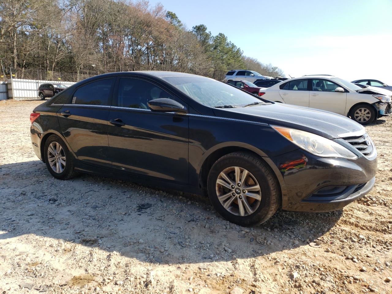 Photo 3 VIN: 5NPEB4AC9DH633489 - HYUNDAI SONATA 