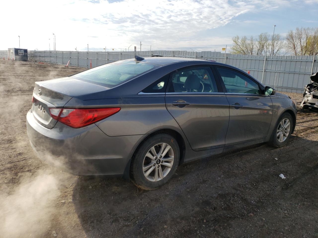 Photo 2 VIN: 5NPEB4AC9DH634657 - HYUNDAI SONATA 