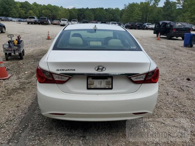 Photo 5 VIN: 5NPEB4AC9DH640300 - HYUNDAI SONATA 