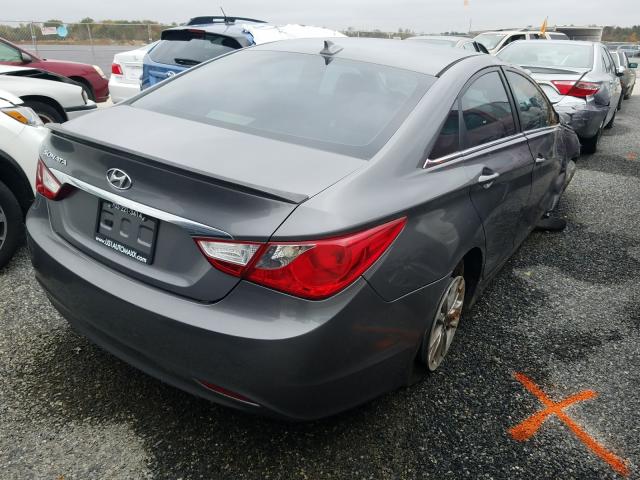 Photo 3 VIN: 5NPEB4AC9DH667061 - HYUNDAI SONATA GLS 