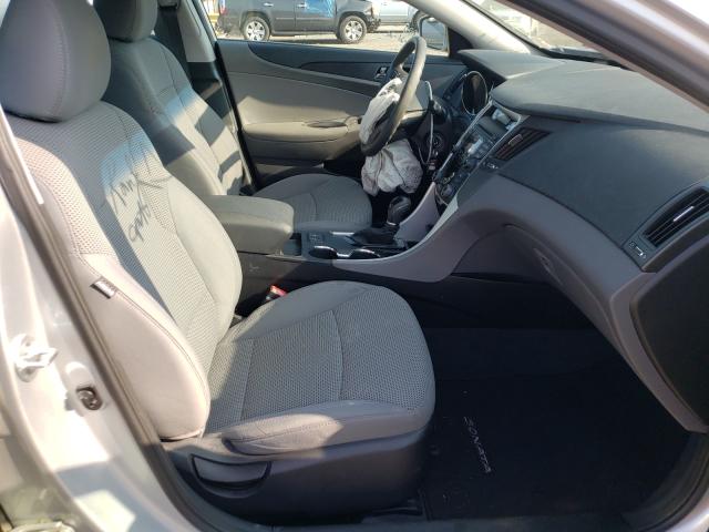 Photo 4 VIN: 5NPEB4AC9DH672843 - HYUNDAI SONATA GLS 