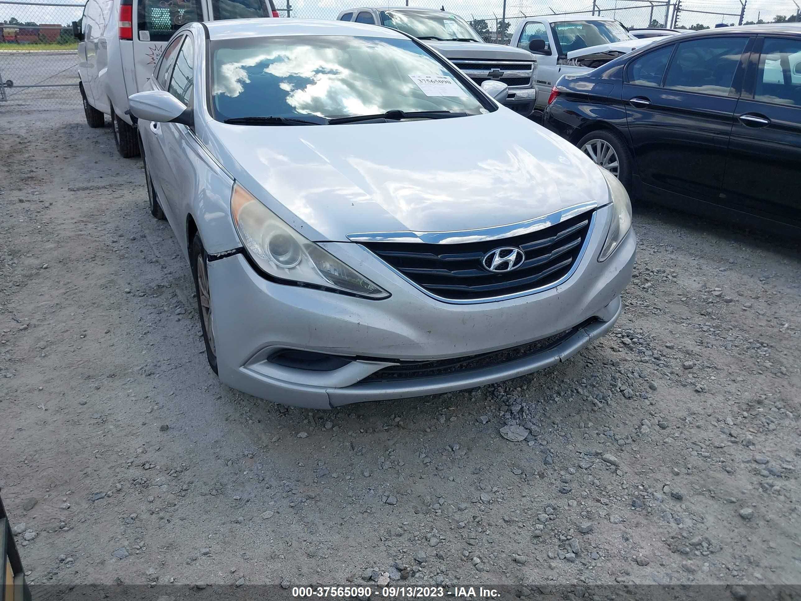 Photo 5 VIN: 5NPEB4AC9DH684135 - HYUNDAI SONATA 